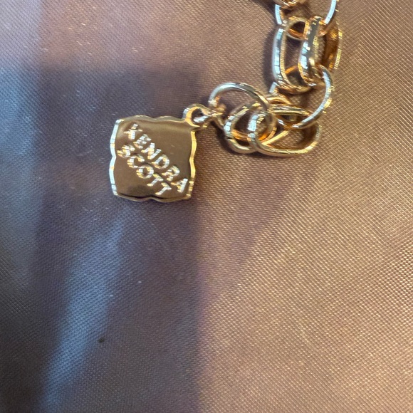 Kendra Scott Rose Gold-Tone Harlow Iridescent Amber Statement Necklace Dustbag - Picture 9 of 11